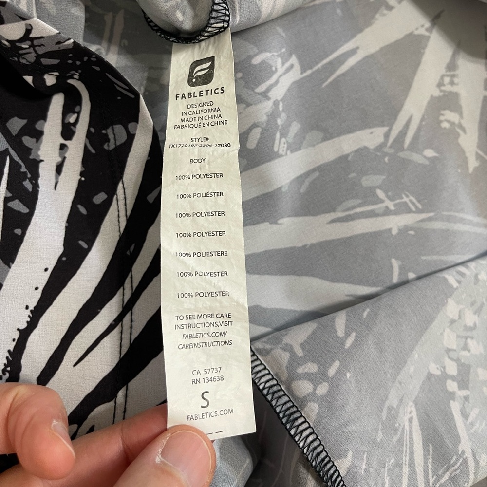 Fabletics Racerback Palm Print Active Top size S - Picture 7 of 9